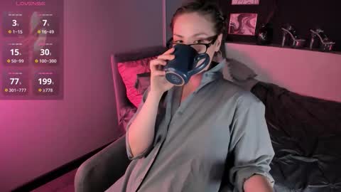 Snapshot of maya___muse chatting on March 10, 2026, 2:33 pm Maya online show from March 10, 2026, 2:33 pm