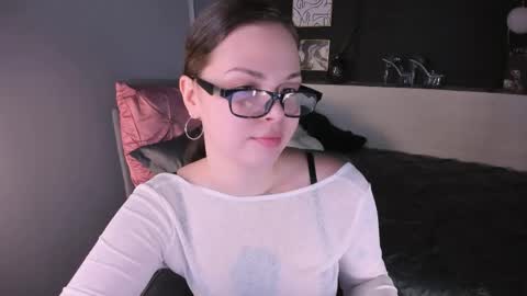 Snapshot of maya___muse chatting on March 22, 2026, 2:09 pm Maya online show from March 22, 2026, 2:09 pm