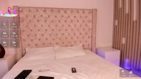 Maya online show from December 15, 2025, 3:44 am