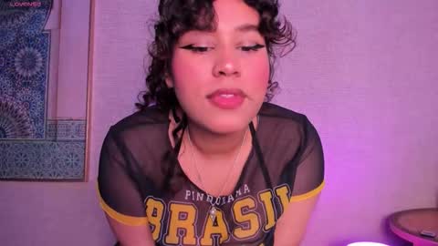 Snapshot of maya_house chatting on October 31, 2025, 4:02 am maya_house online show from October 31, 2025, 4:02 am