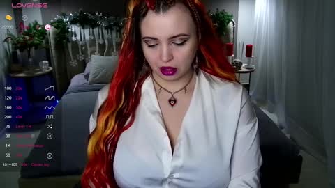 Maya Mils online show from January 1, 2025, 3:02 am