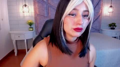 Maya online show from June 17, 2026, 4:04 am