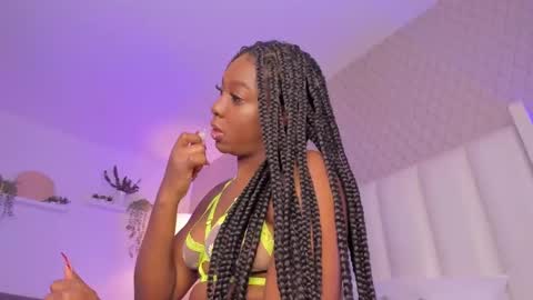 Maya online show from February 11, 2025, 4:33 am