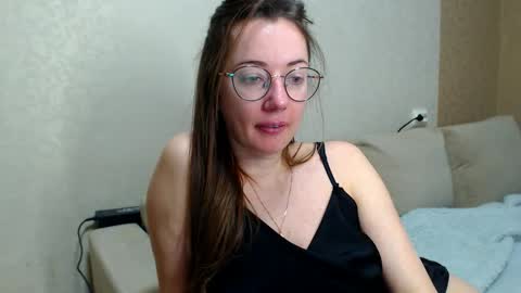 Maya online show from March 26, 2026, 7:52 pm