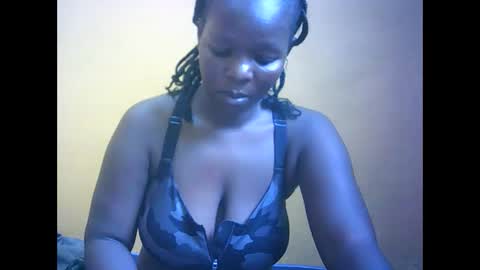 Snapshot of mayah_sexy chatting on March 2, 2026, 6:25 am mayah_sexy online show from March 2, 2026, 6:25 am