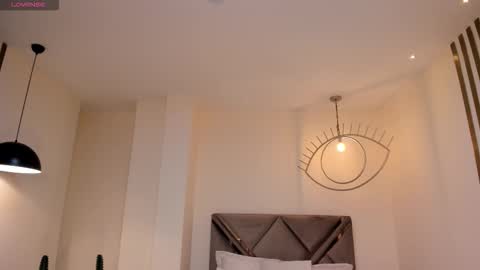 M A Y A    H O F F M A N online show from January 13, 2026, 11:04 am