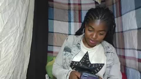 charlesia online show from September 19, 2025, 7:25 pm