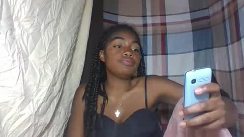 Snapshot of mayajadorelie chatting on September 24, 2025, 9:56 am charlesia online show from September 24, 2025, 9:56 am