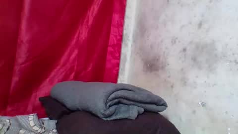 Snapshot of mayajadorelie chatting on November 17, 2025, 5:35 am charlesia online show from November 17, 2025, 5:35 am