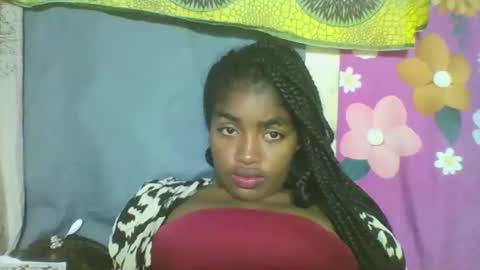 Snapshot of mayajadorelie chatting on January 5, 2026, 6:33 pm charlesia online show from January 5, 2026, 6:33 pm