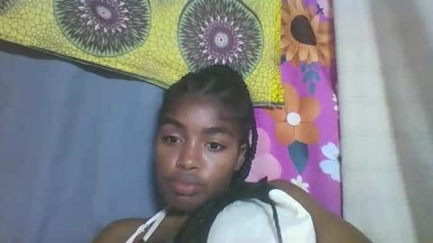 Snapshot of mayajadorelie chatting on January 11, 2026, 4:34 pm charlesia online show from January 11, 2026, 4:34 pm