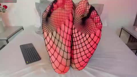mayalee_ online show from June 22, 2026, 10:51 pm