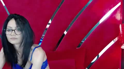 Snapshot of mayaleey chatting on June 15, 2026, 4:20 pm Maya online show from June 15, 2026, 4:20 pm