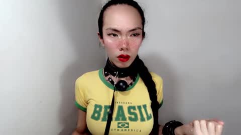 Snapshot of mayamint chatting on October 28, 2025, 10:52 am mayamint online show from October 28, 2025, 10:52 am