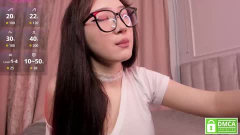 Erina online show from March 13, 2026, 7:48 am