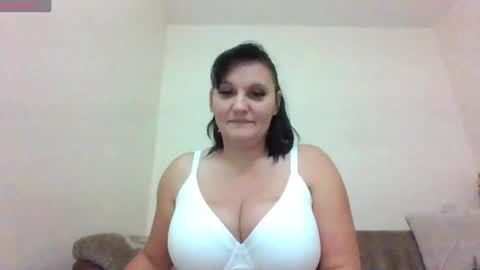 mayatiffany20558512 online show from September 11, 2025, 10:43 pm