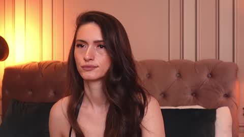 Snapshot of mayavixxen chatting on January 25, 2025, 2:58 am MayaVixxen online show from January 25, 2025, 2:58 am