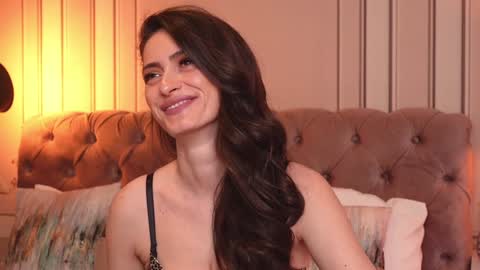 Snapshot of mayavixxen chatting on January 29, 2025, 3:01 am MayaVixxen online show from January 29, 2025, 3:01 am