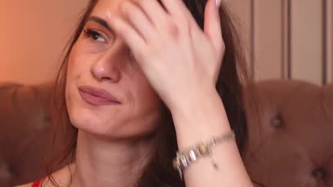 Snapshot of mayavixxen chatting on January 30, 2025, 3:33 am MayaVixxen online show from January 30, 2025, 3:33 am