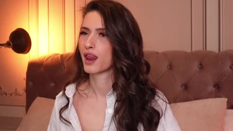 Snapshot of mayavixxen chatting on February 8, 2025, 3:30 am MayaVixxen online show from February 8, 2025, 3:30 am