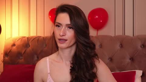 Snapshot of mayavixxen chatting on February 14, 2025, 6:34 am MayaVixxen online show from February 14, 2025, 6:34 am