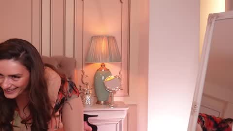 Snapshot of mayavixxen chatting on February 25, 2025, 5:52 am MayaVixxen online show from February 25, 2025, 5:52 am