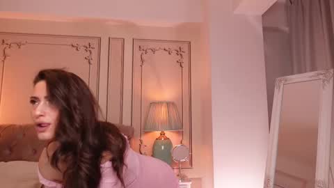 Snapshot of mayavixxen chatting on February 28, 2025, 3:26 am MayaVixxen online show from February 28, 2025, 3:26 am