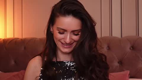 Snapshot of mayavixxen chatting on March 4, 2025, 9:29 am MayaVixxen online show from March 4, 2025, 9:29 am