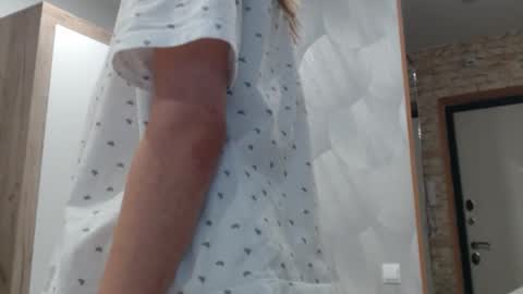 maybe_doll online show from March 20, 2026, 9:08 pm