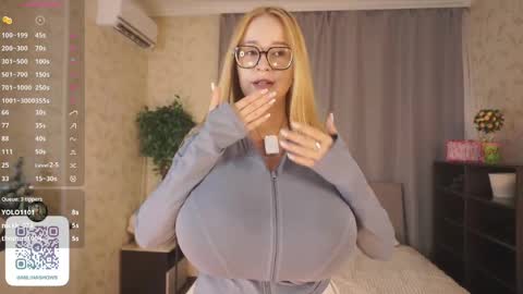 Milina online show from May 25, 2026, 6:36 pm