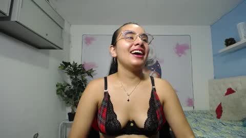 Snapshot of maylin_hornyy19 chatting on April 8, 2026, 7:58 pm Maylin online show from April 8, 2026, 7:58 pm