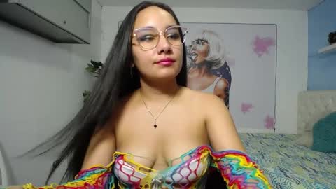 Snapshot of maylin_hornyy19 chatting on April 10, 2026, 7:18 pm Maylin online show from April 10, 2026, 7:18 pm