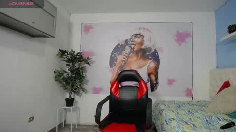 Snapshot of maylin_hornyy19 chatting on April 17, 2026, 7:06 pm Maylin online show from April 17, 2026, 7:06 pm