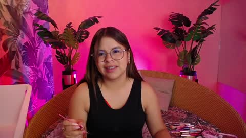 Mayly online show from April 10, 2026, 1:27 pm