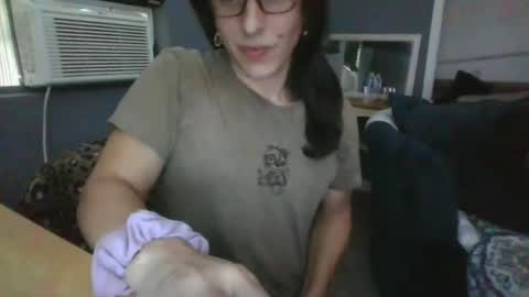 diana doll online show from September 29, 2025, 9:08 pm