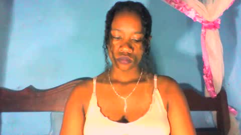 mayrah online show from January 19, 2025, 4:14 pm