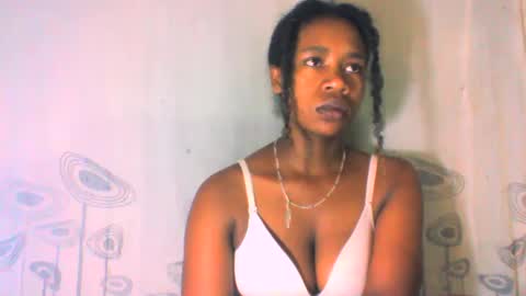 mayrah online show from February 1, 2025, 1:41 pm