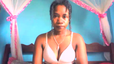 mayrah online show from February 2, 2025, 3:43 am