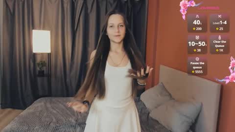 Snapshot of maysday chatting on October 25, 2025, 1:51 pm May online show from October 25, 2025, 1:51 pm