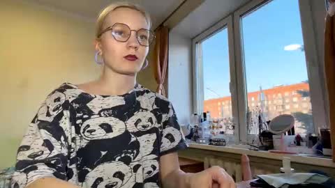 olivia online show from March 16, 2026, 3:16 pm