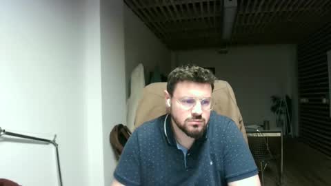Snapshot of maythe4bwu chatting on January 2, 2025, 10:44 pm maythe4bwu online show from January 2, 2025, 10:44 pm