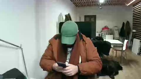 Snapshot of maythe4bwu chatting on January 20, 2025, 11:24 am maythe4bwu online show from January 20, 2025, 11:24 am
