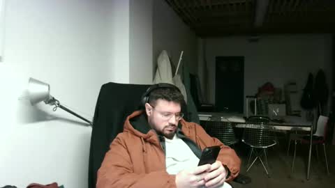 Snapshot of maythe4bwu chatting on January 25, 2025, 6:57 pm maythe4bwu online show from January 25, 2025, 6:57 pm