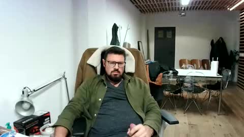 maythe4bwu online show from October 25, 2025, 9:50 am