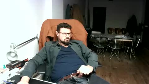 maythe4bwu online show from November 10, 2025, 12:42 am