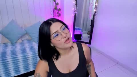 Mayu KIm online show from January 11, 2026, 6:57 pm