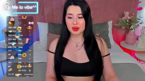 MayaLevi online show from October 6, 2025, 7:11 pm