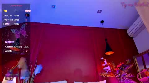 MayaLevi online show from April 18, 2026, 7:58 pm