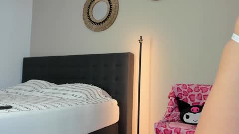 Maze online show from October 17, 2025, 12:52 pm