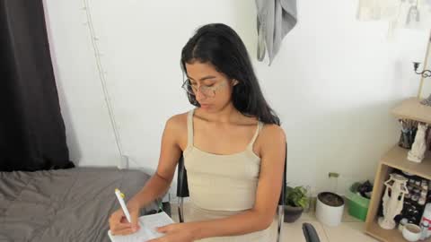 mazikeen_18 online show from December 18, 2024, 2:49 pm